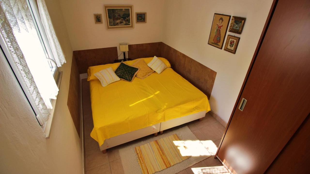 Seaside Apartment Омиш Экстерьер фото