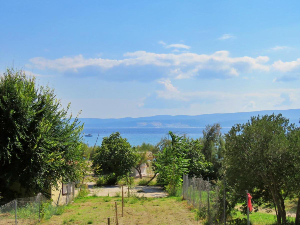 Seaside Apartment Омиш Экстерьер фото
